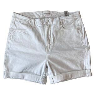 Good American Rolled Cuffed Shorts Women's White Sz. 15 NWOT Summer Spring Beach